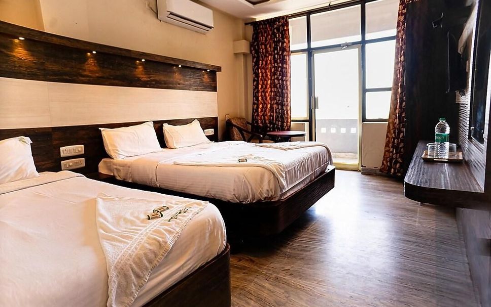 Three Bed Suite layout